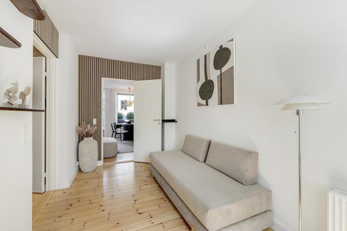 Stylish In The Heart Of Cph Leilighet København